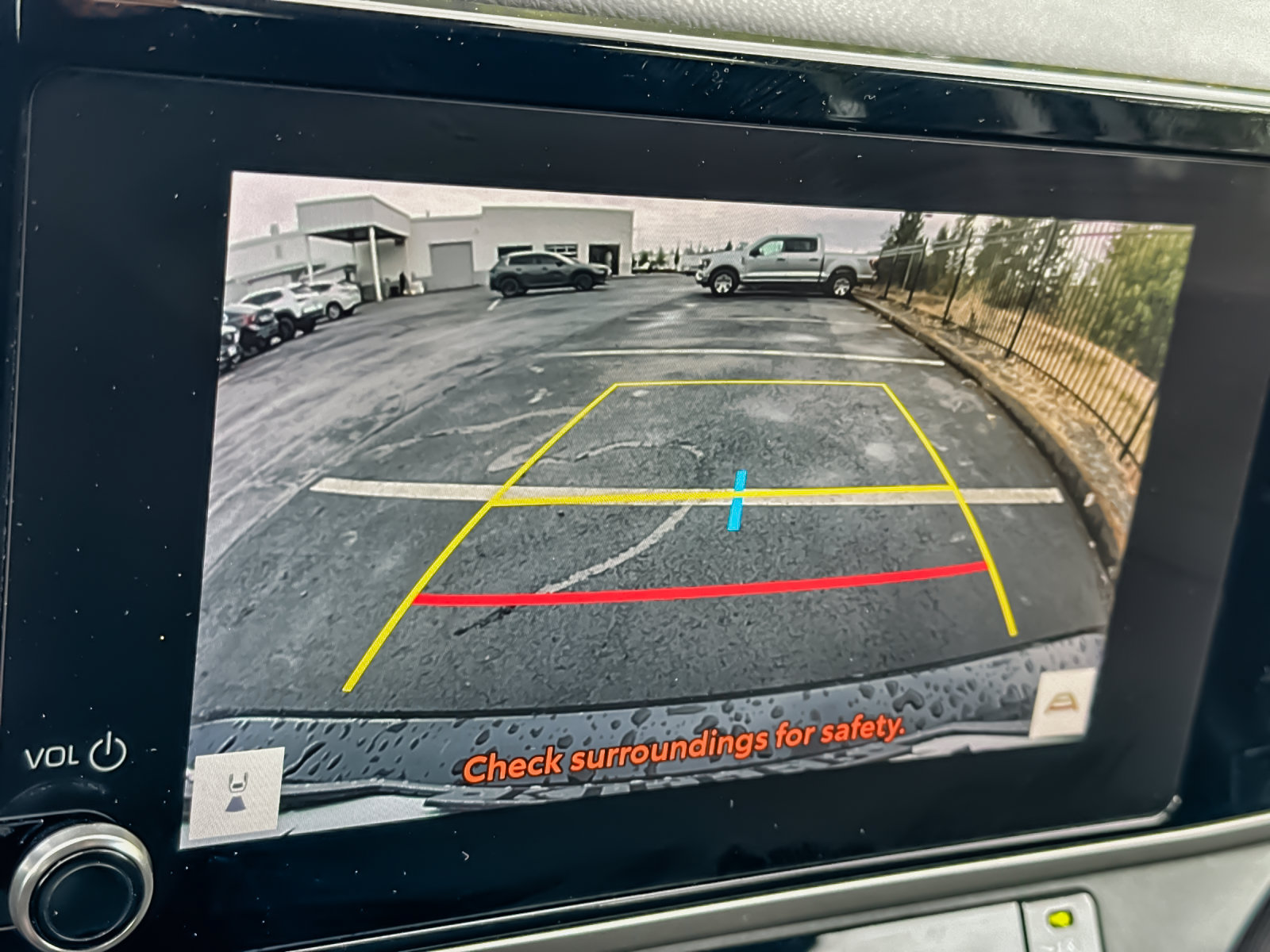 Used 2025 Toyota Camry LE FWD image 17