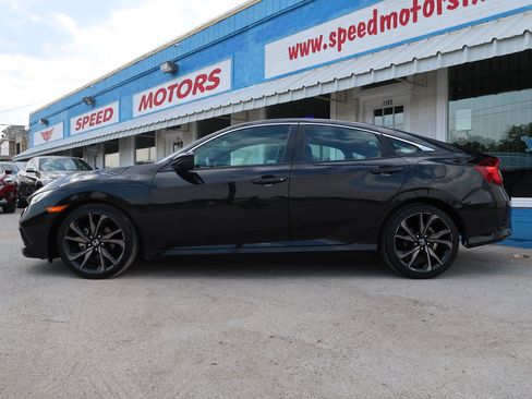 Used 2020 Honda Civic Sport image 3