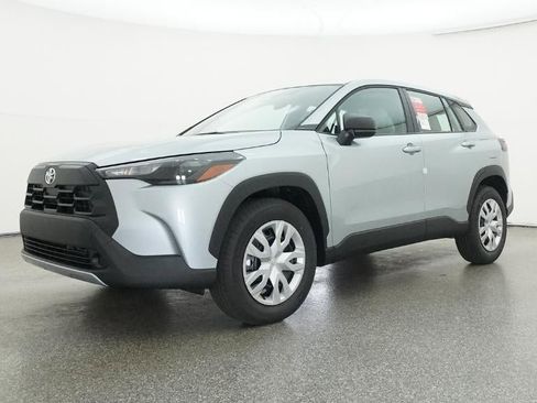 New 2026 Toyota Corolla Cross L image 17