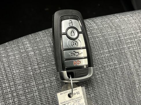 New 2026 Ford F250 XLT w/ XLT Premium Package AWD/4WD image 27
