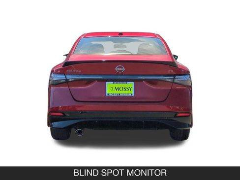 New 2026 Nissan Sentra SR w/ Floor Mat Package FWD image 9