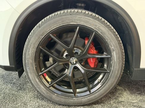 Used 2019 Alfa Romeo Stelvio Ti Sport w/ Quick Order Package 22S Sport image 28