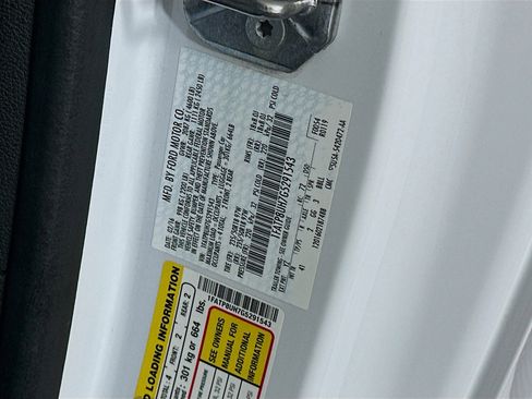 Used 2016 Ford Mustang Premium image 12