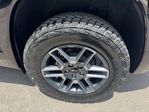 New 2026 GMC Terrain AT4 AWD/4WD image 29