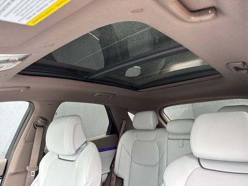 New 2026 Genesis GV70 2.5T Advanced image 16