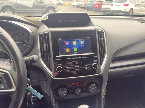 Used 2018 Subaru Crosstrek 2.0i Premium w/ Eyesight System image 26