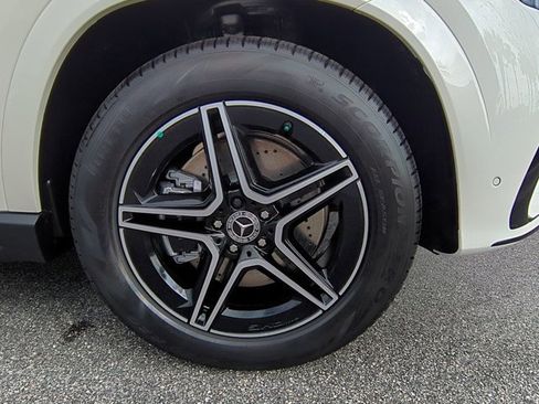 Certified 2024 Mercedes-Benz GLE 450 4MATIC image 11