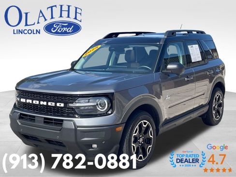 Used 2025 Ford Bronco Sport Outer Banks w/ Outer Banks Tech Package+ AWD/4WD image 1