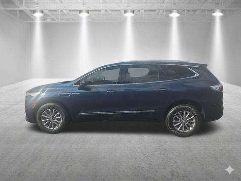 Certified 2023 Buick Enclave Essence FWD image 8