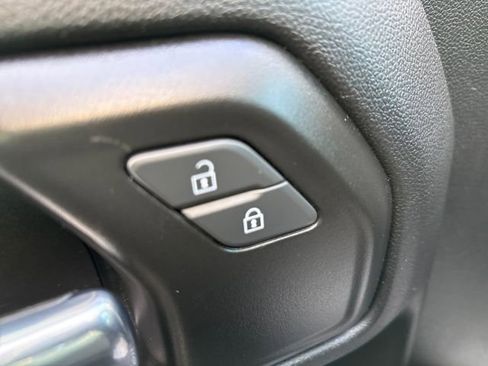 Used 2022 Chevrolet Silverado 1500 Custom w/ Rally Edition image 13