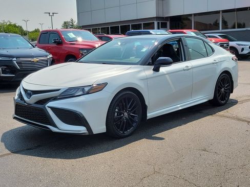 Used 2023 Toyota Camry XSE w/ Cold Weather Package FWD image 8