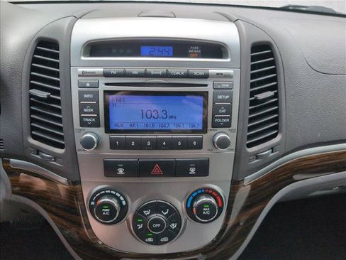 Used 2012 Hyundai Santa Fe SE FWD image 12