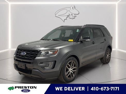 Used 2017 Ford Explorer Sport w/ Equipment Group 401A AWD/4WD image 1