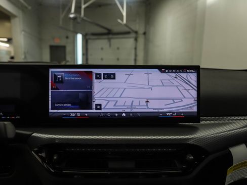 Used 2025 BMW M240i xDrive M240i w/ Premium Package image 17