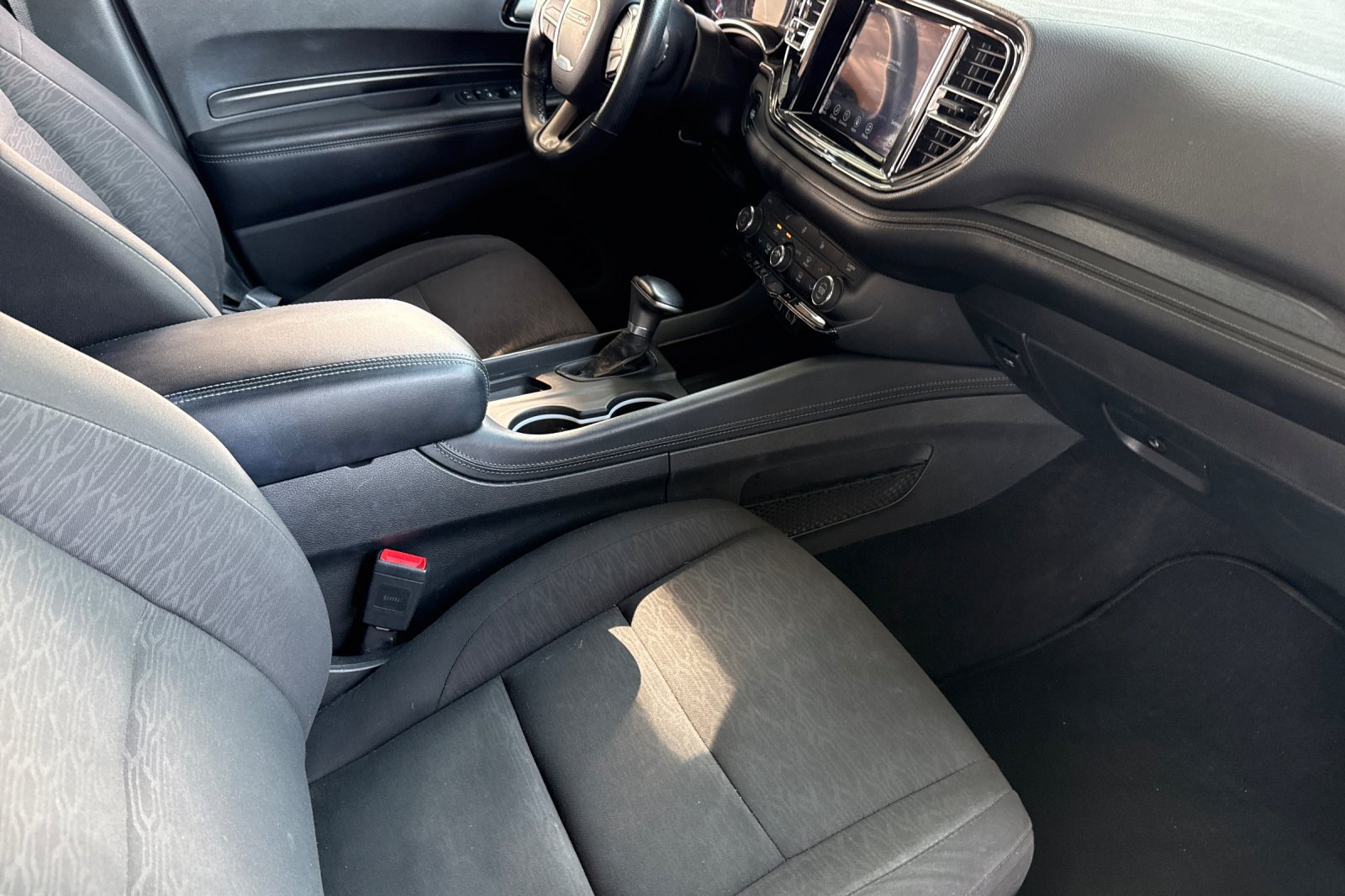Used 2023 Dodge Durango SXT RWD image 24
