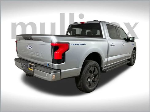 New 2025 Ford F150 Lightning Flash image 3