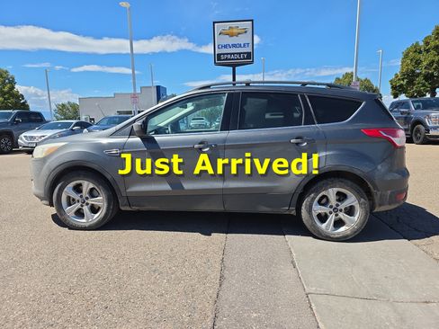 Used 2015 Ford Escape SE w/ Equipment Group 201A image 1