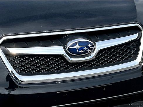 Used 2015 Subaru Crosstrek Touring AWD/4WD image 29