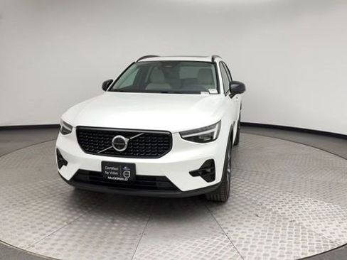 New 2026 Volvo XC40 B5 Plus w/ Protection Package Premier image 7