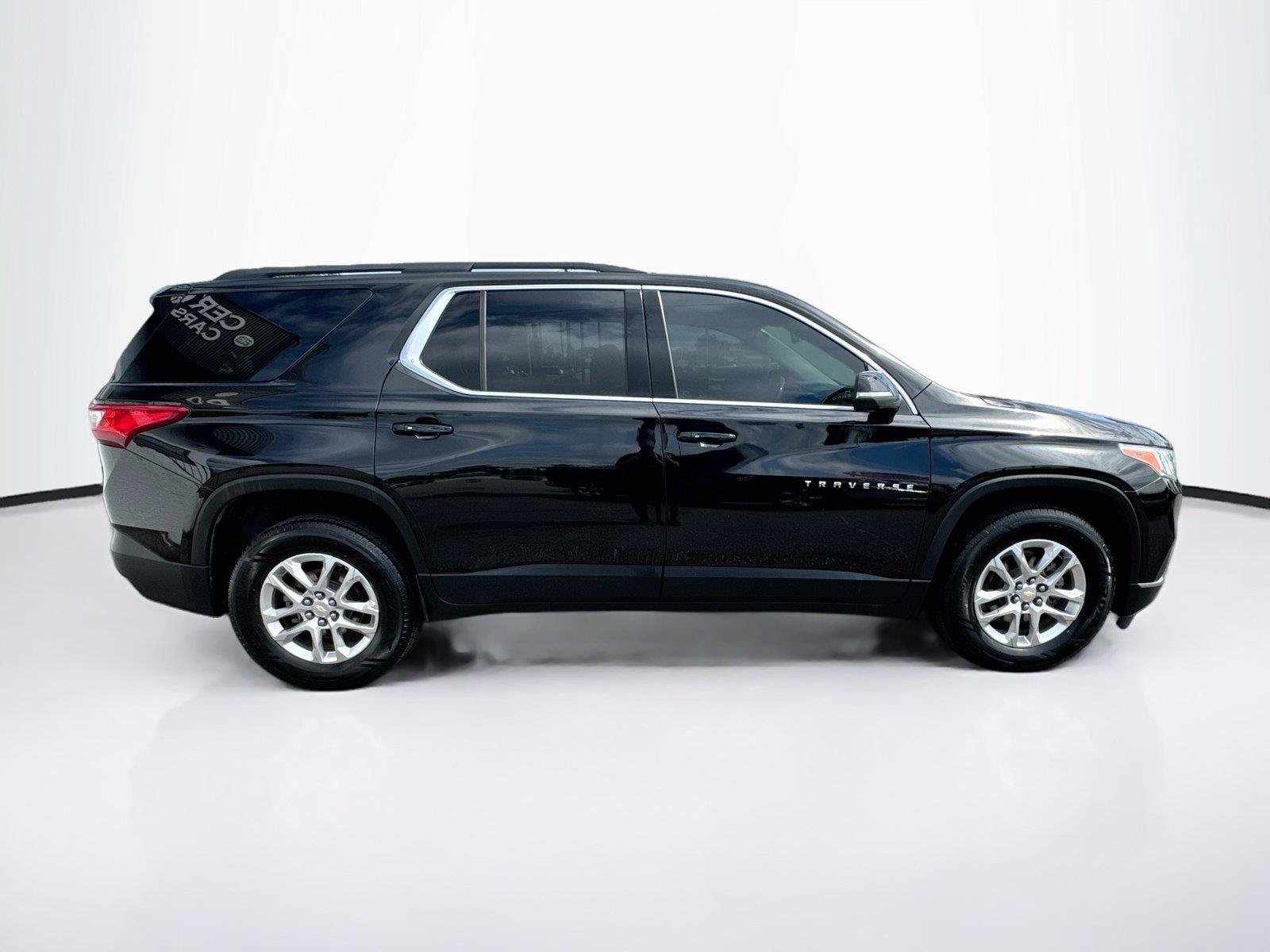 Used 2021 Chevrolet Traverse LT FWD image 6