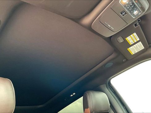 Used 2025 Ford F150 King Ranch w/ FX4 Off-Road Package image 28