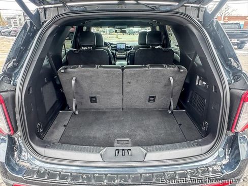 Used 2022 Ford Explorer ST-Line image 25