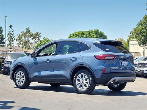 Used 2025 Ford Escape Active image 2