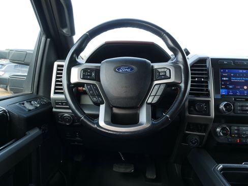 Used 2021 Ford F250 Platinum w/ FX4 Off-Road Package image 21