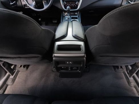 Used 2019 Nissan Murano S FWD image 33