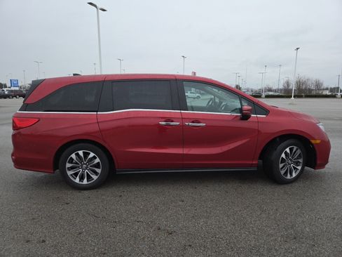 Used 2023 Honda Odyssey EX-L image 19