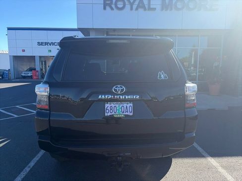 Used 2024 Toyota 4Runner SR5 RWD image 6