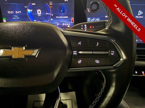 Used 2024 Chevrolet Equinox EV LT image 20