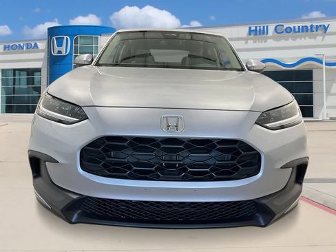 New 2026 Honda HR-V LX image 8