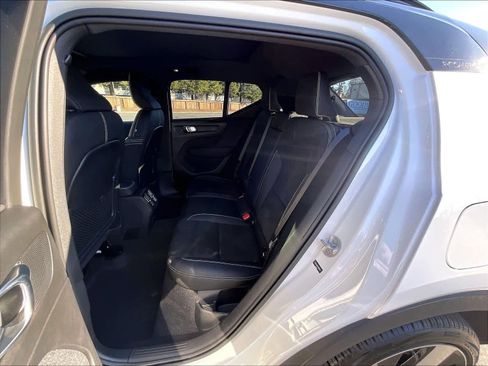 Used 2023 Volvo XC40 Recharge Ultimate w/ Protection Package Premier image 29