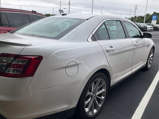 Used 2016 Ford Taurus Limited w/ Equipment Group 301A AWD/4WD image 7