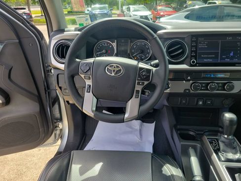 Certified 2023 Toyota Tacoma SR5 RWD image 17