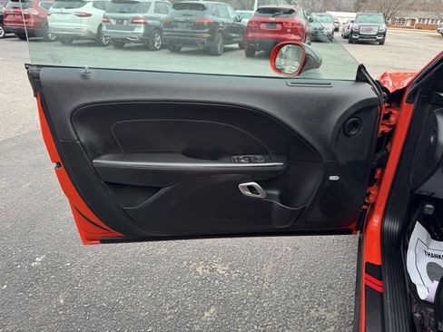 Used 2018 Dodge Challenger SXT Plus image 13