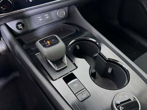 Certified 2025 Nissan Rogue S image 14