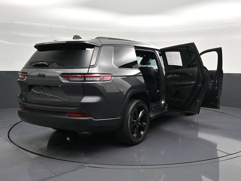 Used 2023 Jeep Grand Cherokee L Laredo RWD image 42