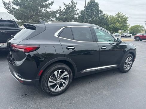 Used 2022 Buick Envision Essence w/ Technology Package I FWD image 2