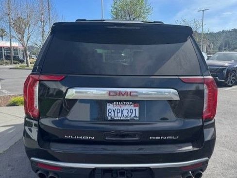 Used 2021 GMC Yukon Denali w/ LPO, Illumination Package image 7