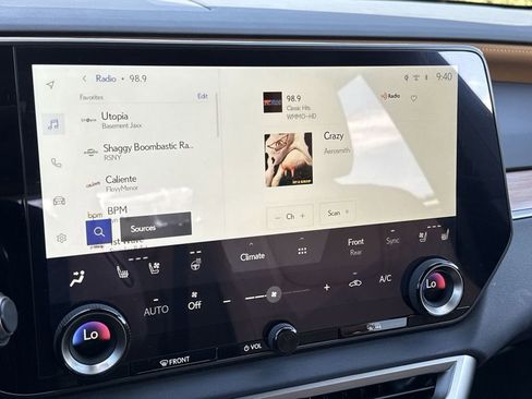 Used 2025 Lexus RX 350 Premium w/ Accessory Package (Z1) image 23