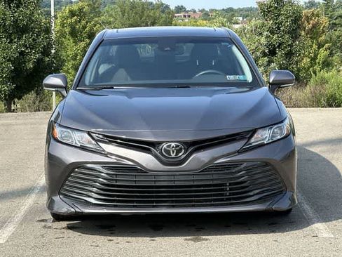 Used 2019 Toyota Camry LE w/ Convenience Package FWD image 19