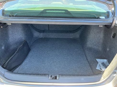 Used 2018 Honda Accord Sport image 19
