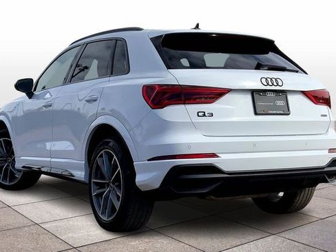 Certified 2025 Audi Q3 2.0T Premium w/ Convenience Package AWD/4WD image 11