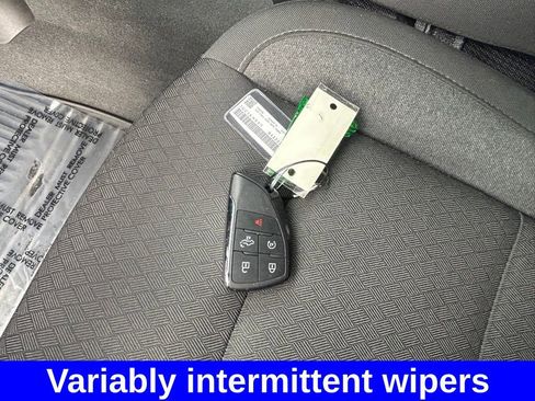 Used 2025 Chevrolet Silverado 2500 LT w/ Convenience Package image 45