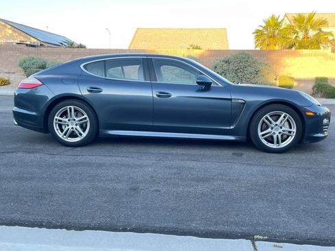 Used 2010 Porsche Panamera 4S AWD/4WD image 4