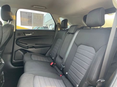 Used 2022 Ford Edge SE w/ Black Appearance Package image 13