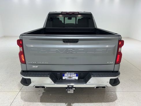 Used 2023 Chevrolet Silverado 1500 LTZ w/ Technology Package image 4