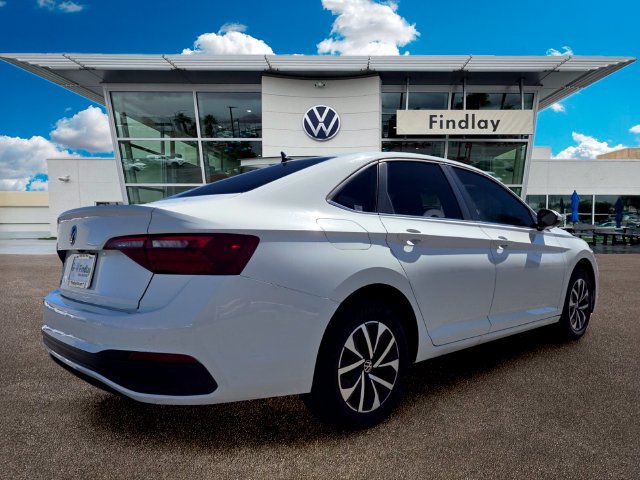 Certified 2024 Volkswagen Jetta S FWD image 6